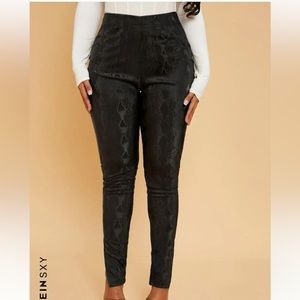 Snakeskin Print Skinny Pants